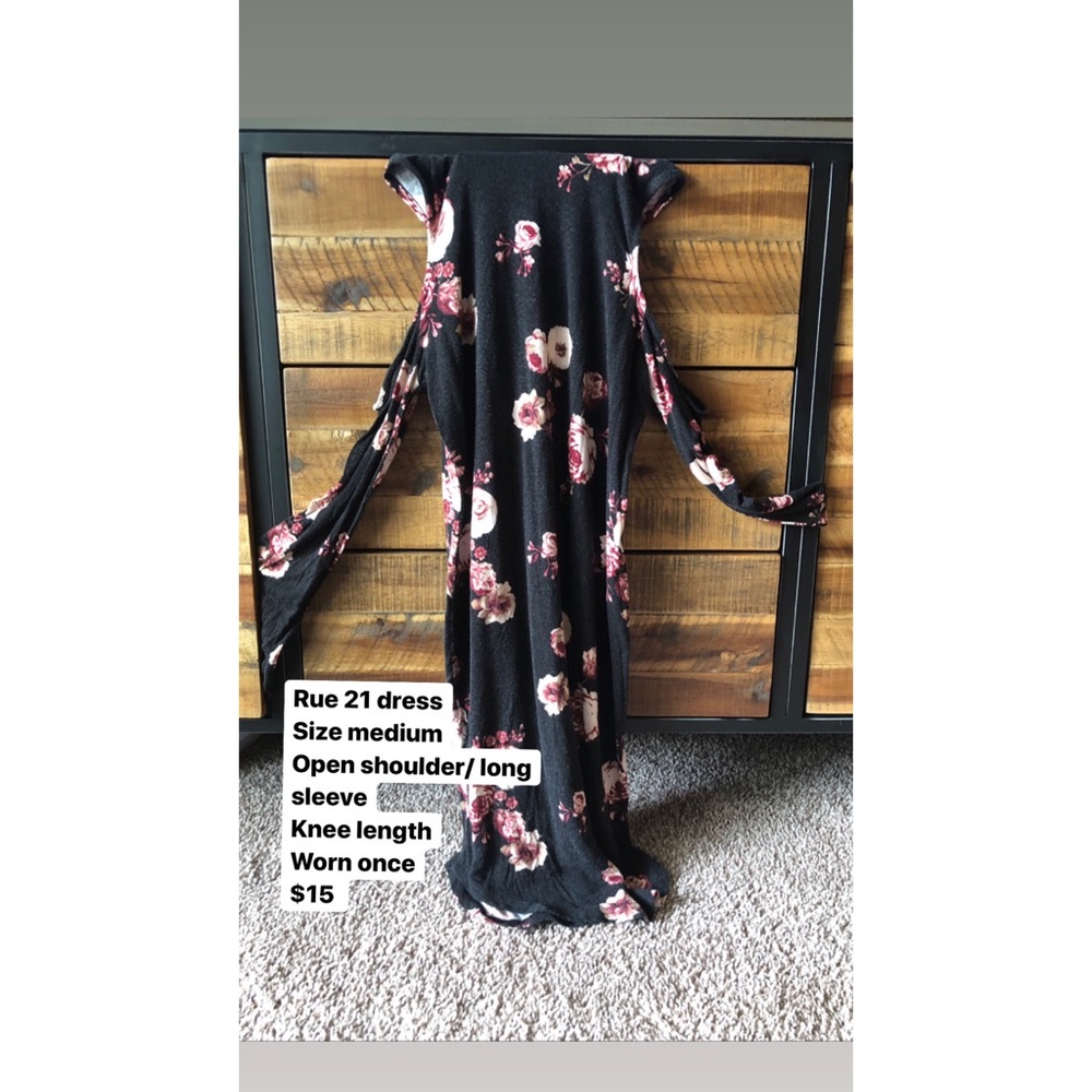 RUE21 Dress
